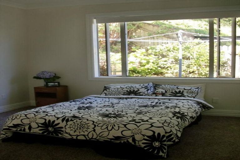 Photo of property in 26 Rangiora Avenue, Kaiwharawhara, Wellington, 6035