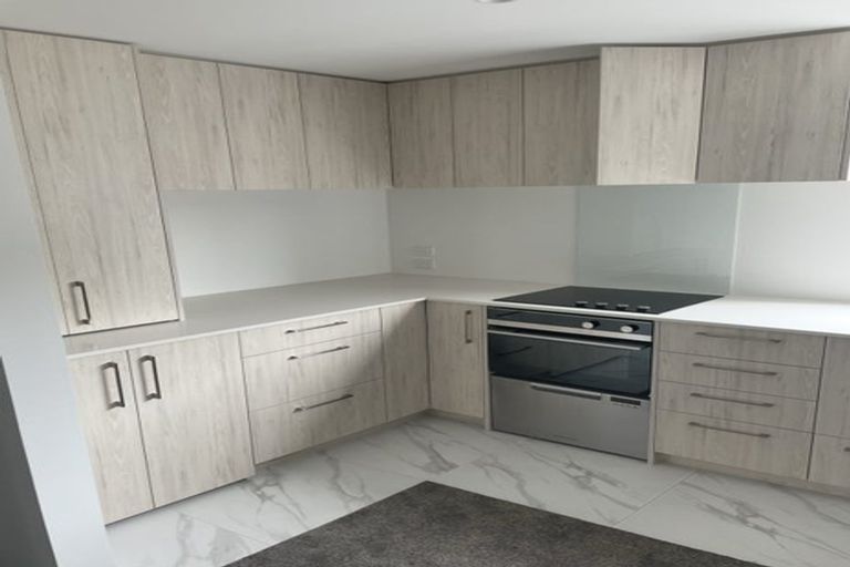 Photo of property in 5/61 Matipo Road, Te Atatu Peninsula, Auckland, 0610