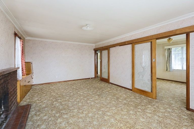 Photo of property in 28 Wallace Place, Westown, New Plymouth, 4310