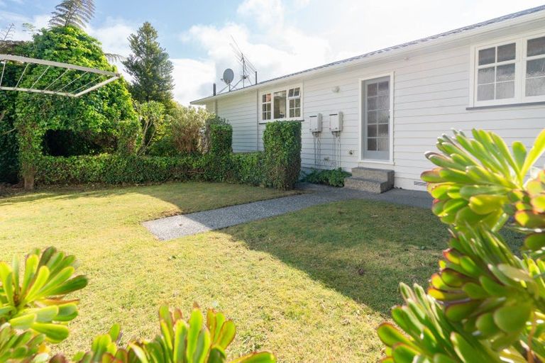 Photo of property in 18 Shotter Street, Karori, Wellington, 6012