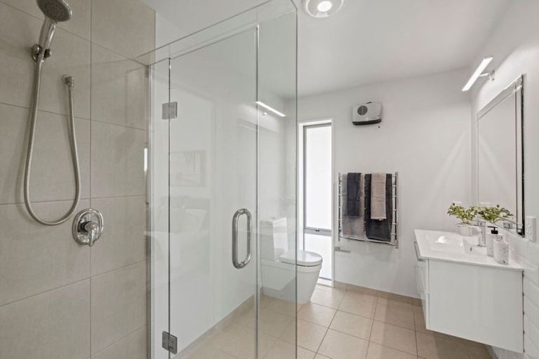 Photo of property in 48 Tutaipatu Avenue, Pegasus, 7612