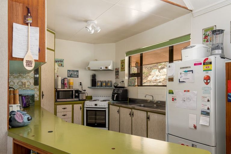 Photo of property in 45 Branxholm Street, Roxburgh, 9500