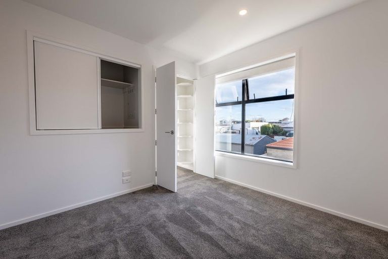 Photo of property in 2/261 Gloucester Street, Christchurch Central, Christchurch, 8011