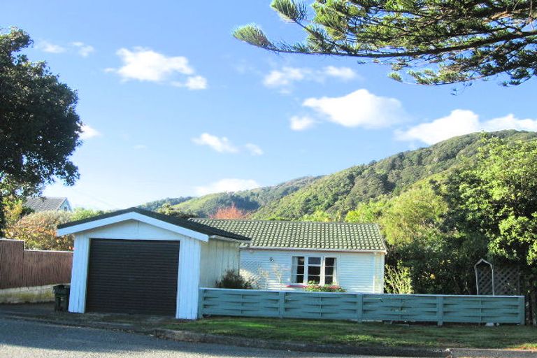 Photo of property in 7 Nikau Street, Eastbourne, Lower Hutt, 5013