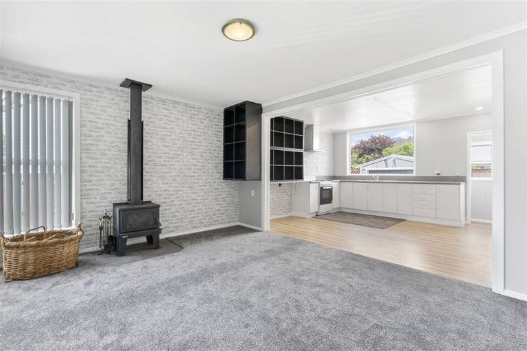 Photo of property in 34 Milne Crescent, Taita, Lower Hutt, 5011