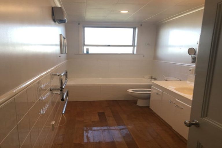 Photo of property in 221 Elgin Road, Balaclava, Dunedin, 9011