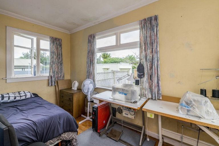 Photo of property in 27 Salisbury Street, Levin, 5510