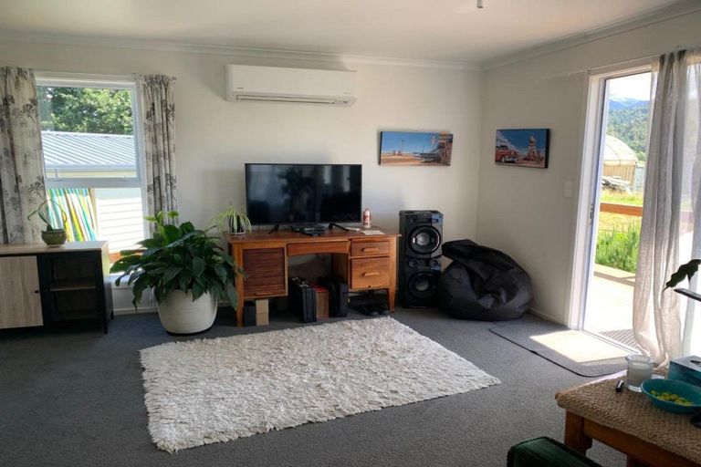 Photo of property in 103 Douglas Road, Motueka, 7196