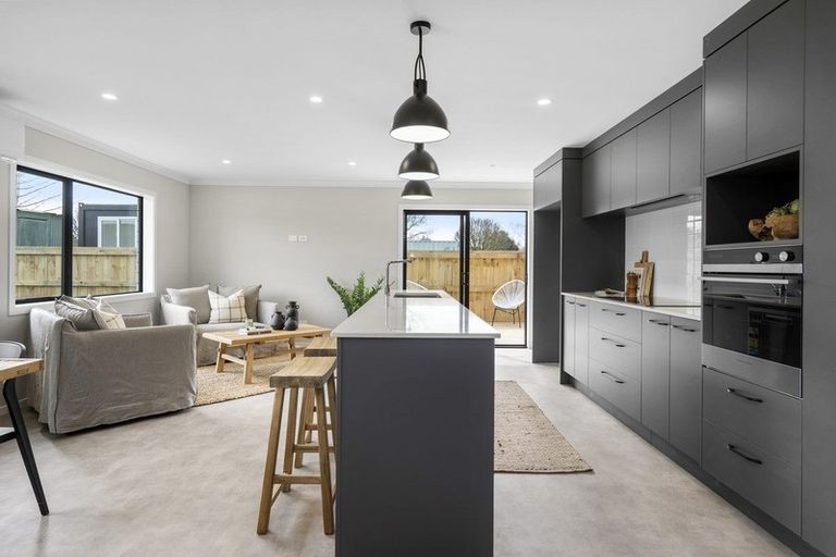 Photo of property in 44 Southey Street, Leamington, Cambridge, 3432