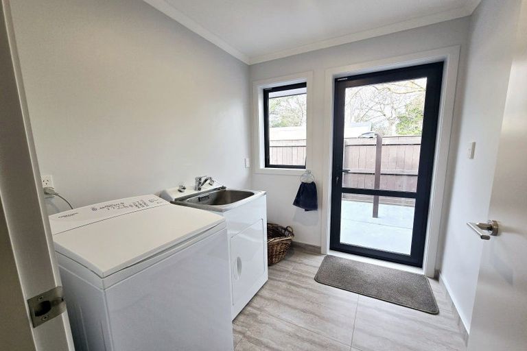 Photo of property in 41 Parata Street, Hokowhitu, Palmerston North, 4410