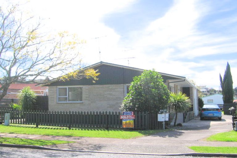 Photo of property in 110 Hinewa Road, Otumoetai, Tauranga, 3110