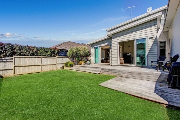 Photo of property in 113 Aberley Road, Schnapper Rock, Auckland, 0632