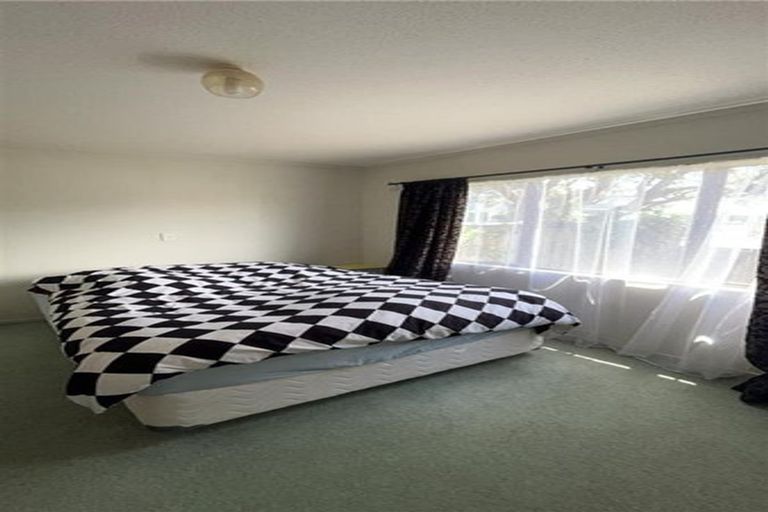 Photo of property in 2 Eatwell Avenue, Paraparaumu Beach, Paraparaumu, 5032