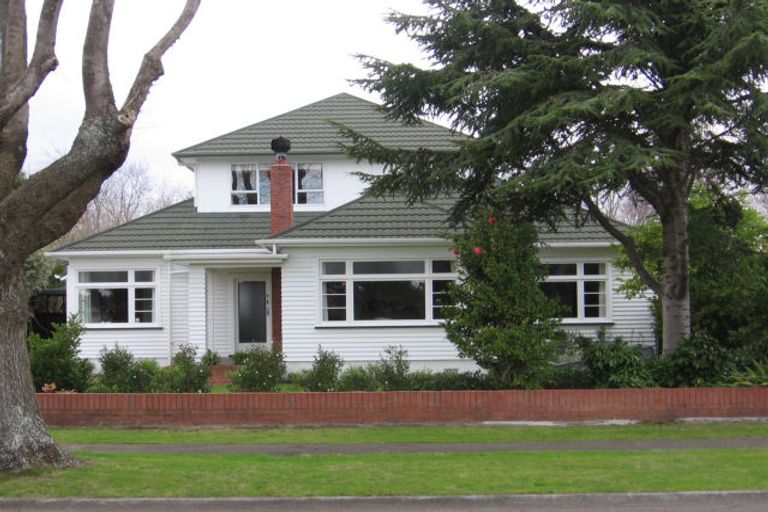 Photo of property in 8 Manapouri Crescent, Hokowhitu, Palmerston North, 4410