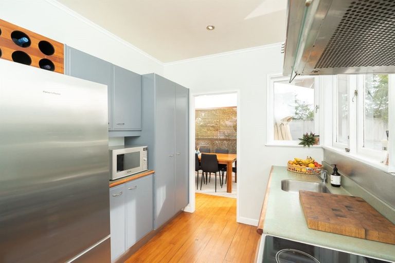 Photo of property in 6 Heath Street, St Andrews, Hamilton, 3200