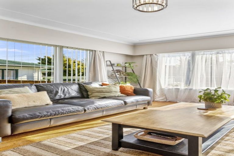 Photo of property in 200 Henderson Valley Road, Henderson, Auckland, 0612