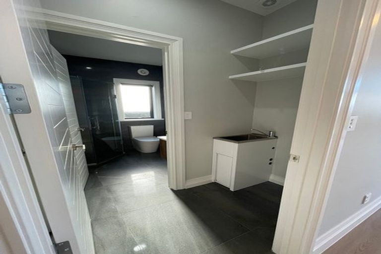 Photo of property in 9 Durness Place, Red Beach, 0932