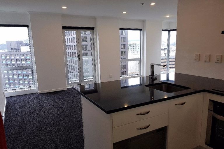 Photo of property in Terrace Heights Apartments, 10e/163 The Terrace, Wellington Central, Wellington, 6011