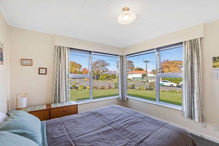 Photo of property in 7 Kent Crescent, Awapuni, Palmerston North, 4412