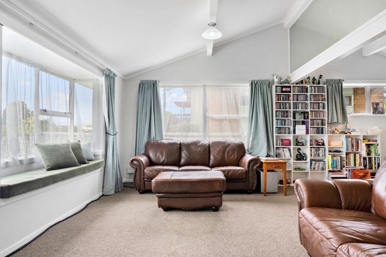 Photo of property in 13 Morrow Avenue, St Andrews, Hamilton, 3200