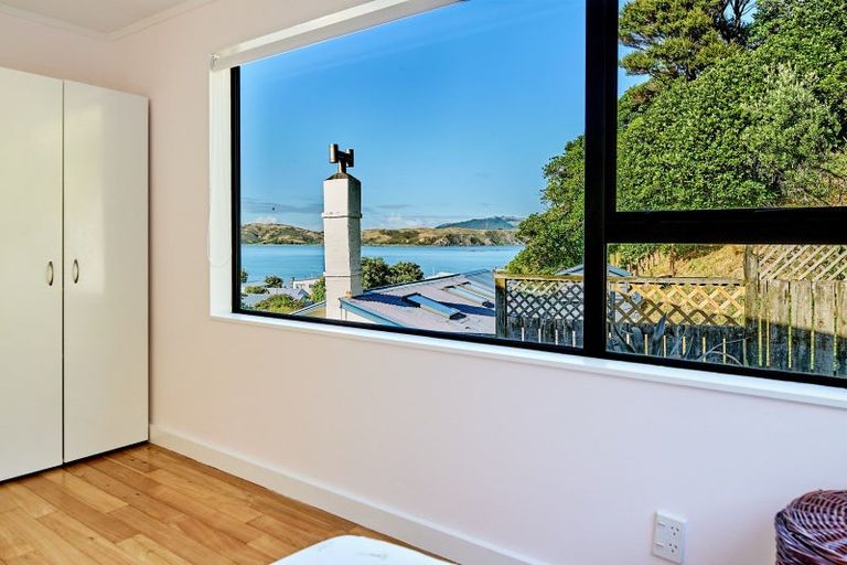 Photo of property in 2 Gordon Road, Plimmerton, Porirua, 5026