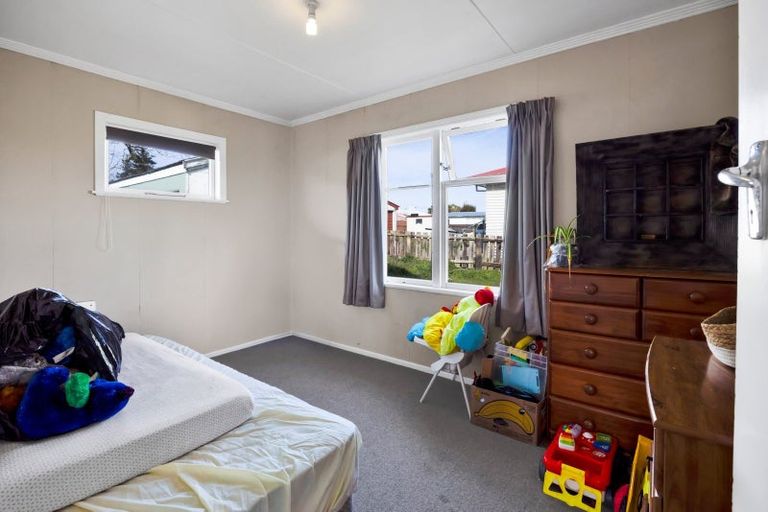 Photo of property in 37 Swansea Road, Stratford, 4332