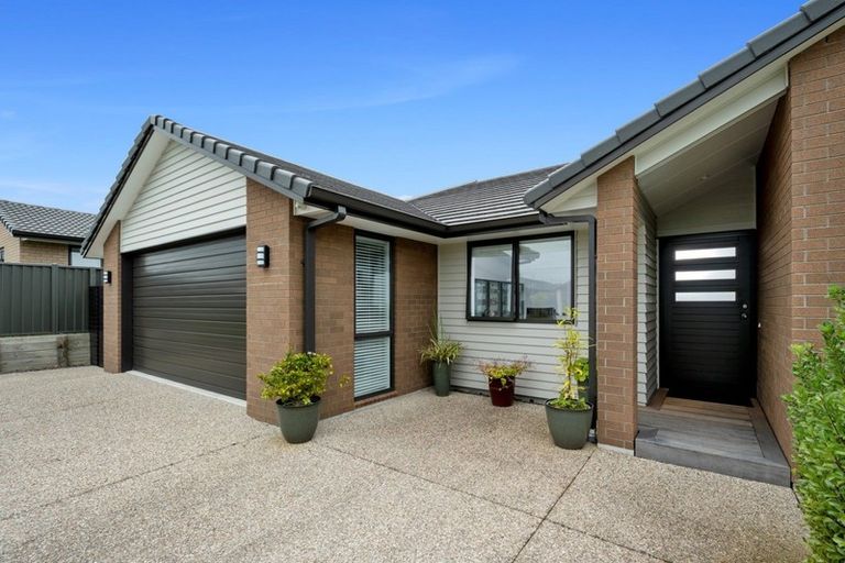 Photo of property in 2 Te Ranga Memorial Drive, Pyes Pa, Tauranga, 3112