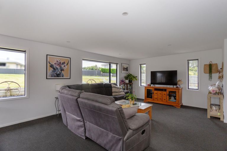 Photo of property in 12a Sussex Street, Weston, Oamaru, 9401