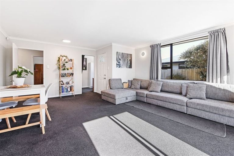 Photo of property in 4 Cossar Street, Burwood, Christchurch, 8083