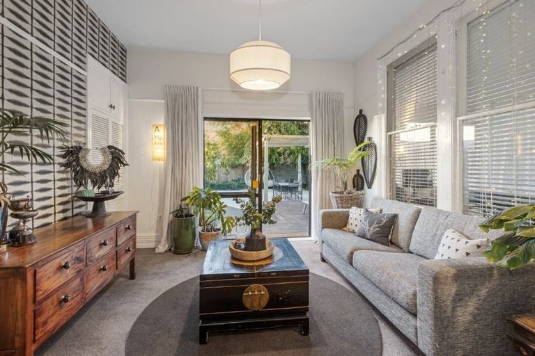 Photo of property in 9 Lake Terrace Road, Burwood, Christchurch, 8061