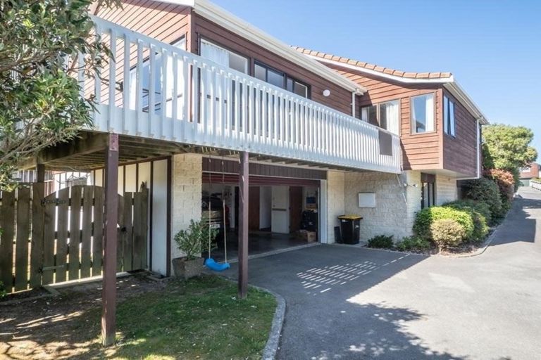 Photo of property in 50 Erris Street, Johnsonville, Wellington, 6037
