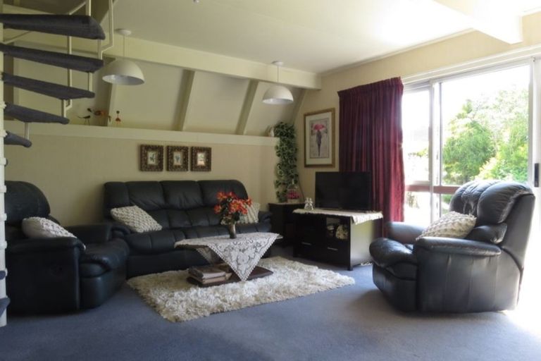 Photo of property in 8 Hamilton Street, Fairlie, 7925