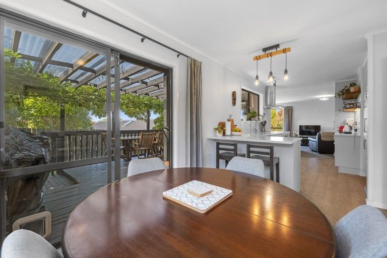 Photo of property in 22 Pukehangi Road, Pukehangi, Rotorua, 3015