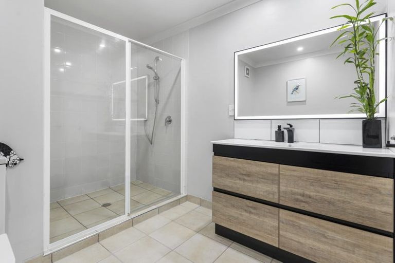 Photo of property in 8/8 Monte Cassino Place, Birkdale, Auckland, 0626