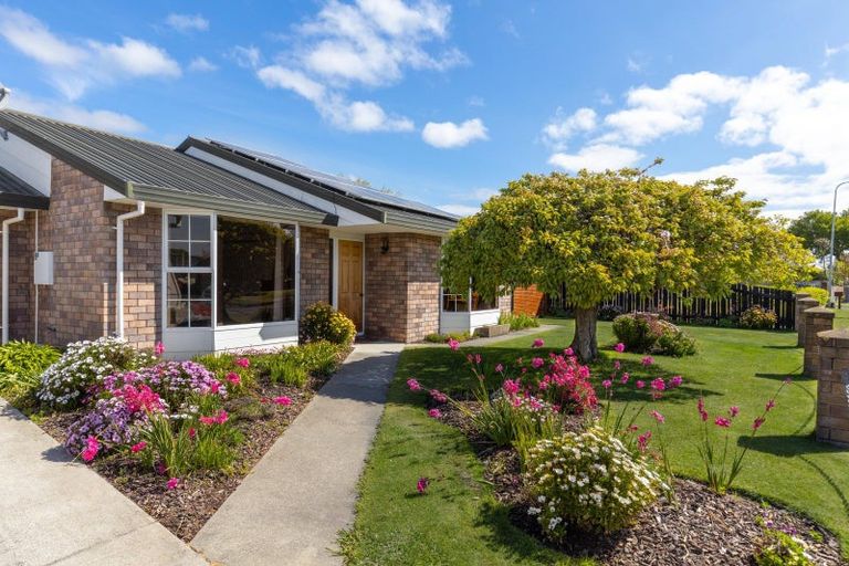 Photo of property in 27 Karina Crescent, Redwoodtown, Blenheim, 7201