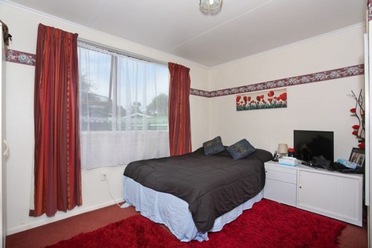 Photo of property in 17 Alexandra Street, Marton, 4710