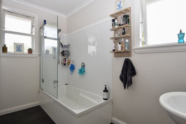 Photo of property in 22 Humphries Street, Greytown, 5712