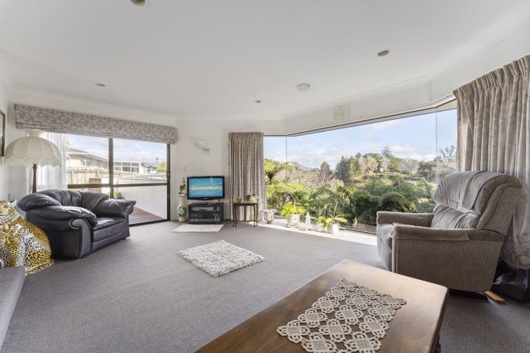 Photo of property in 149e Heta Road, Highlands Park, New Plymouth, 4312