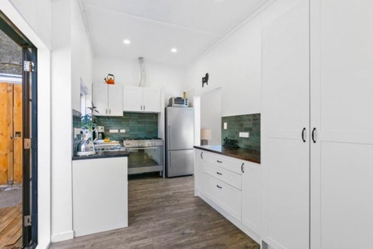 Photo of property in 34 Brighton Street, Island Bay, Wellington, 6023