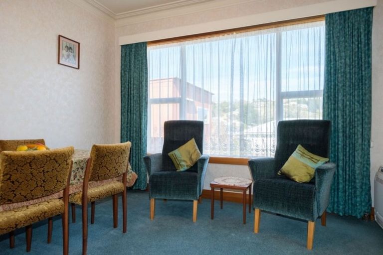 Photo of property in 337 Kenmure Road, Kenmure, Dunedin, 9011