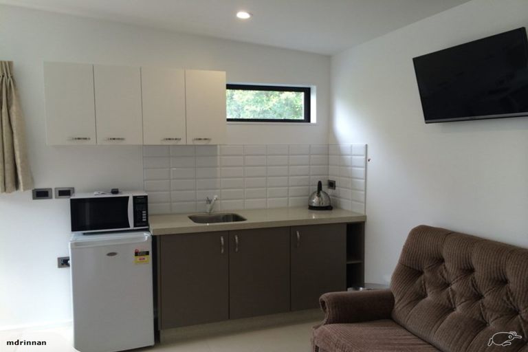 Photo of property in 34 House Avenue, Mangere Bridge, Auckland, 2022