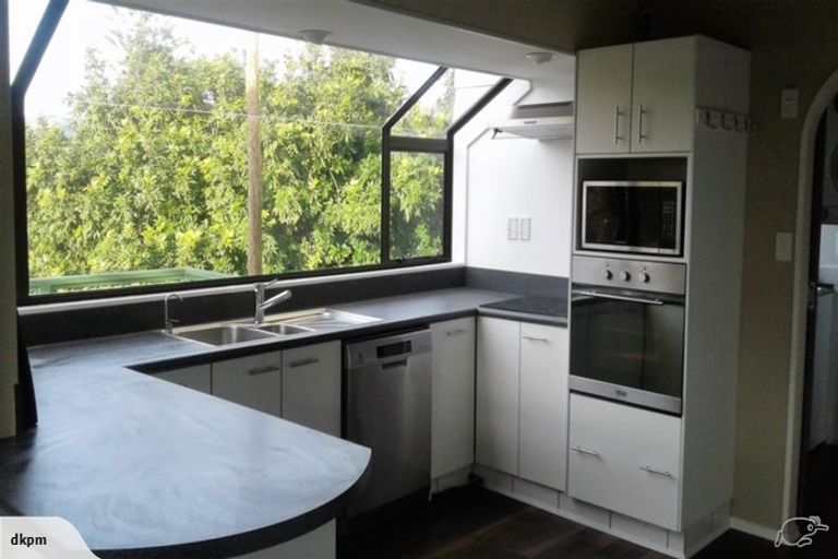 Photo of property in 38 Makora Road, Otaihanga, Paraparaumu, 5036