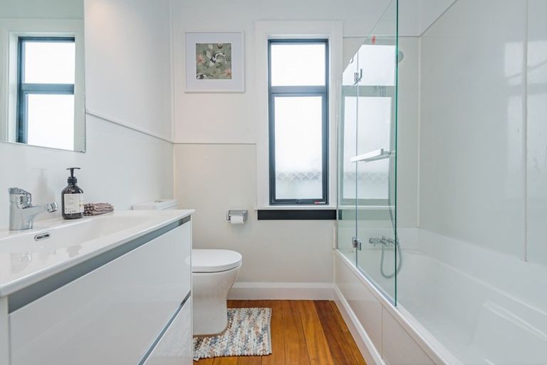 Photo of property in 23 Guy Avenue, Takaro, Palmerston North, 4410