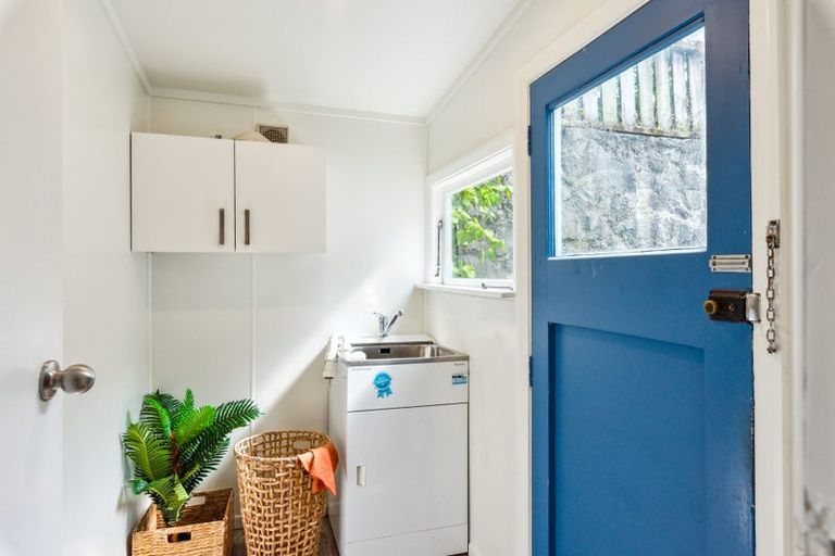 Photo of property in 93 Wellington Road, Paekakariki, 5034