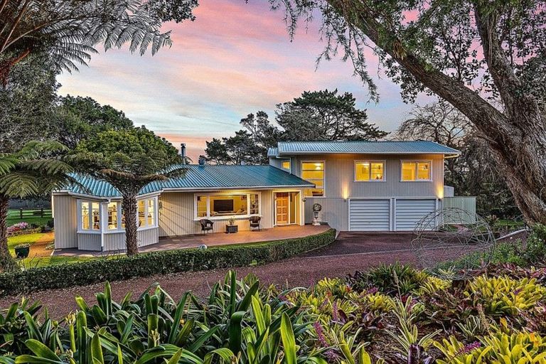 Photo of property in 196 Glenmore Road, Coatesville, Albany, 0793