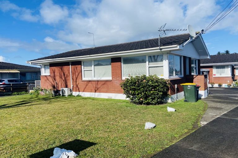 Photo of property in 1/8 Russell Road, Manurewa, Auckland, 2102