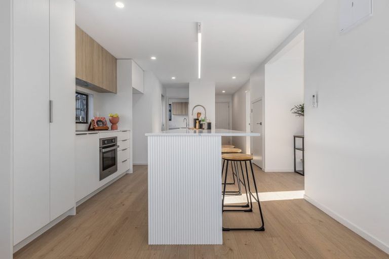 Photo of property in 102 Langdale Avenue, Paraparaumu, 5032