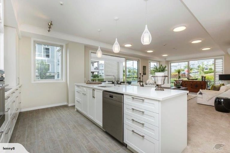 Photo of property in 113 Panorama Heights, Orewa, 0931