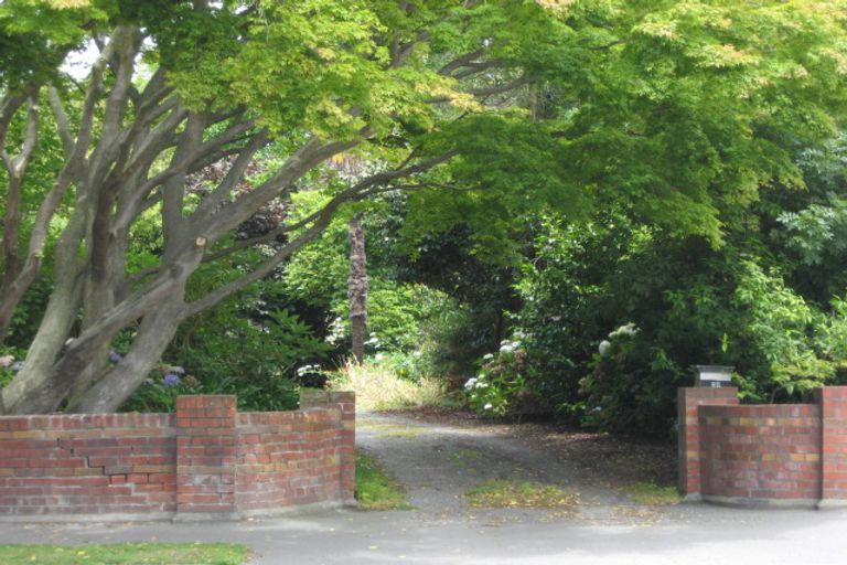 Photo of property in 82 Opawa Road, Opawa, Christchurch, 8023