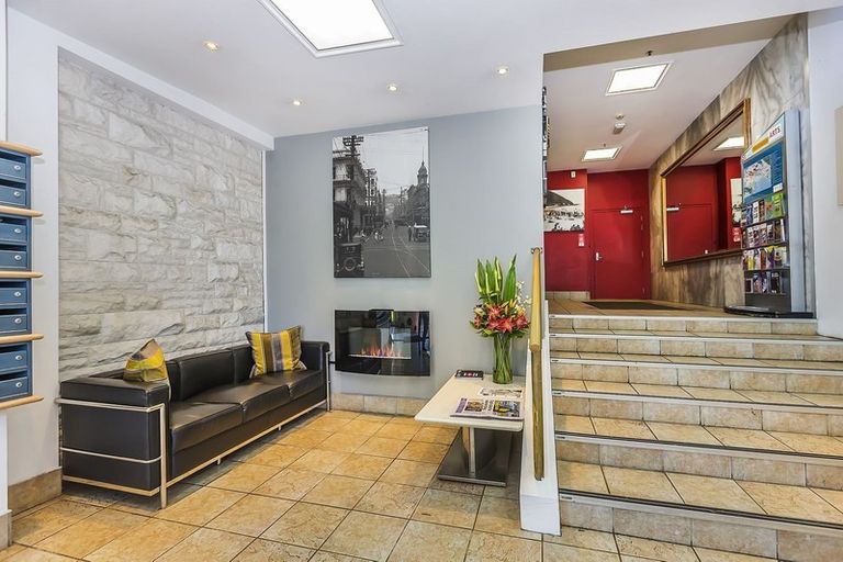 Photo of property in Terrace Garden Apartments, 3b/120 The Terrace, Wellington Central, Wellington, 6011